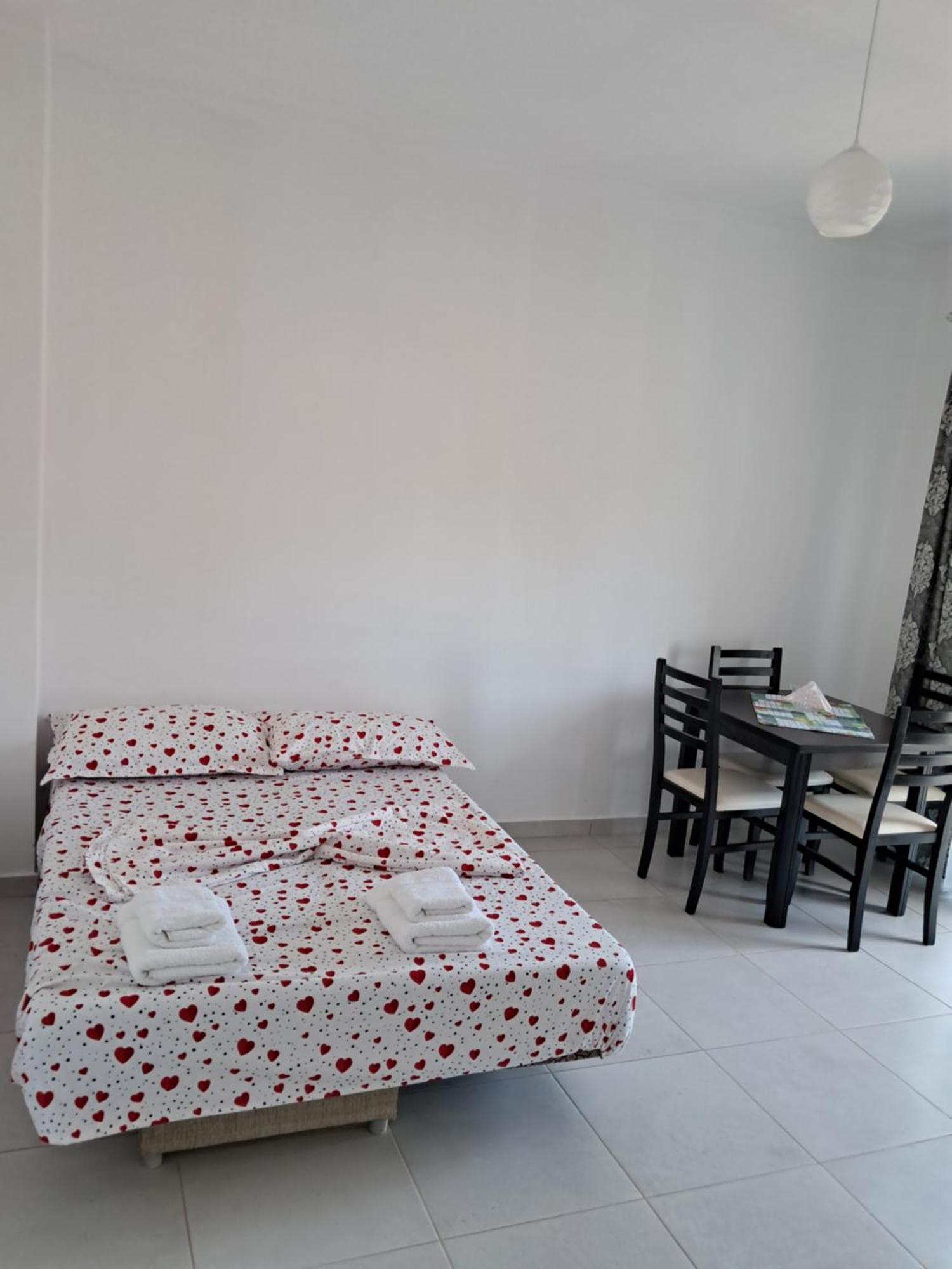 Villa Hysesani Vlorë Екстериор снимка